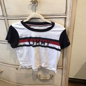 Tommy crop top tee
